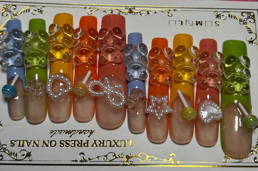 LUXURY ACRYLIC PRESS-ON NAILS (MEDIUM)